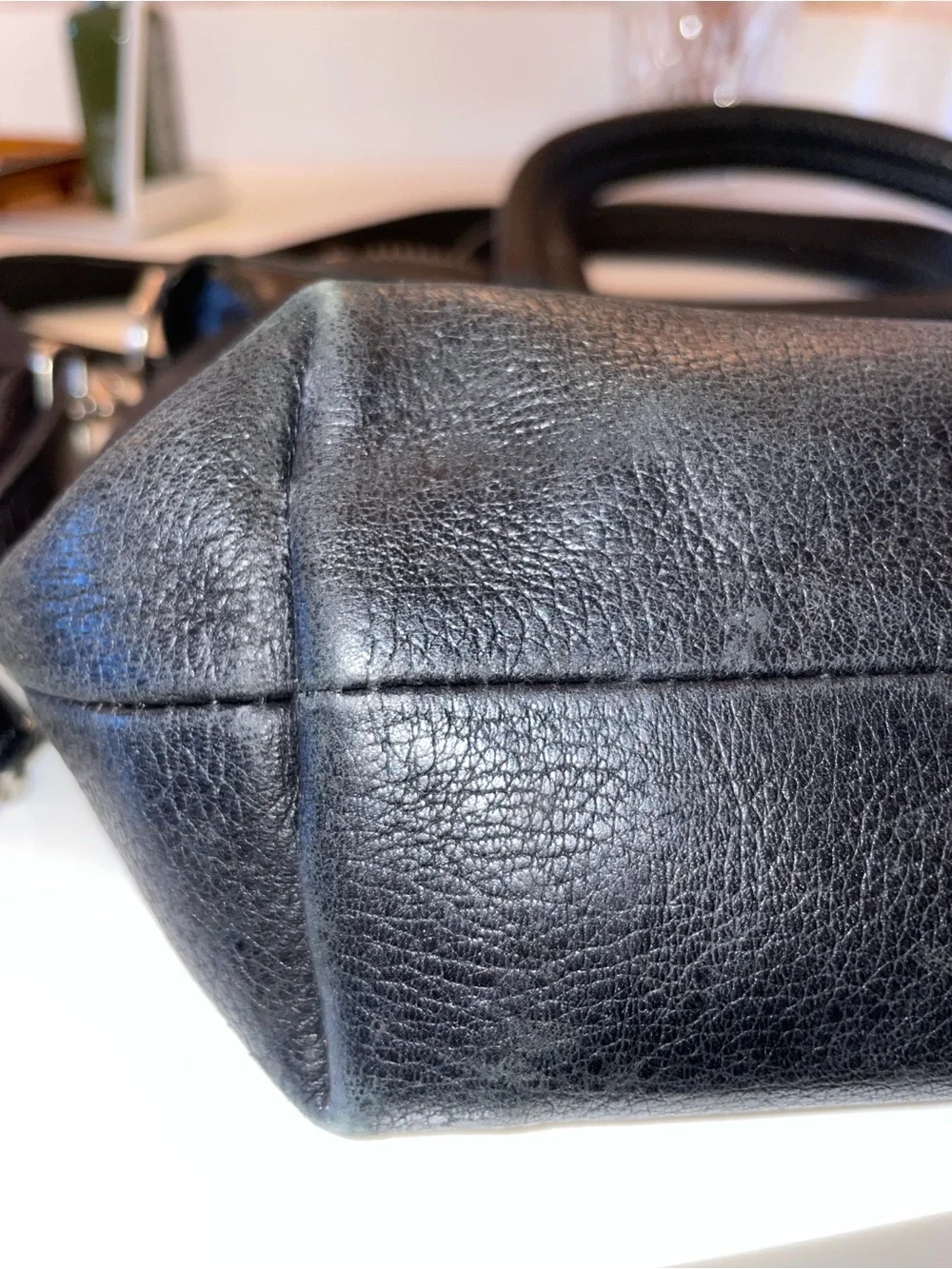 Fossil Black Pebble Leather Women’s Shoulder Bag with Crossbody Strap